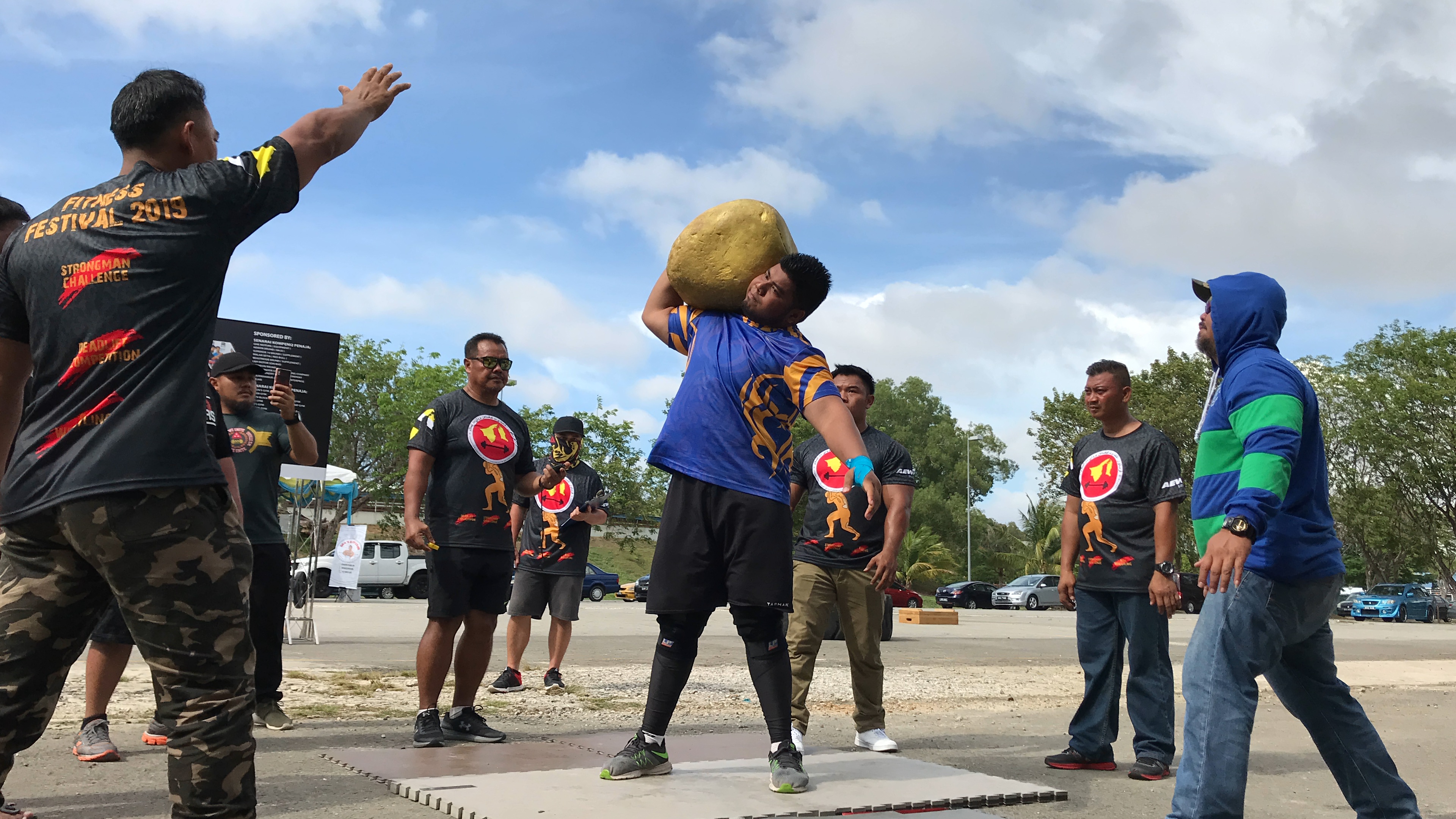 Firdaus ‘Hulk’ Malaysia Johan Brunei Strongest Man and Women 2019